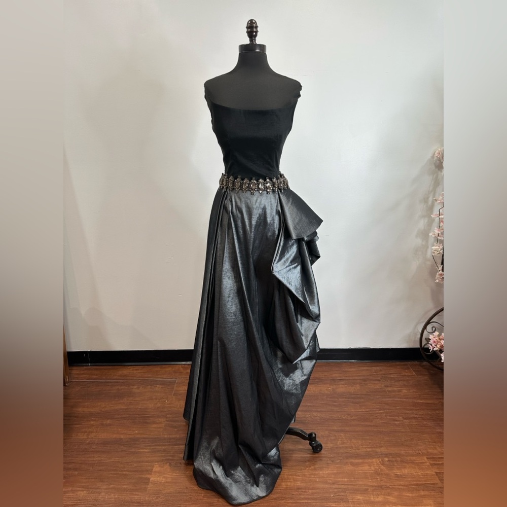 Elegant Black Asymmetrical Gown